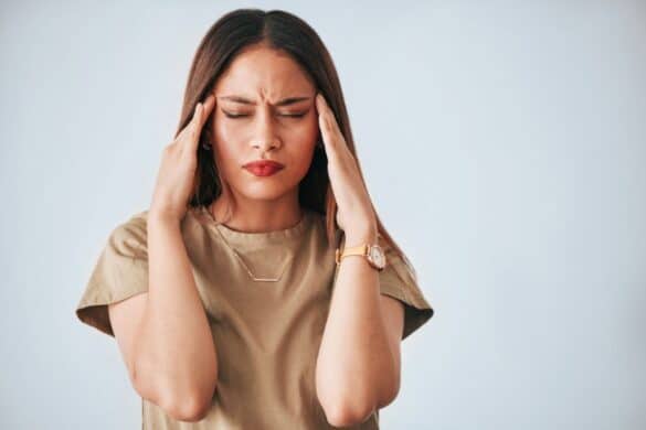 Sensation de pression dans la tête et vertige : quand faut-il consulter ?